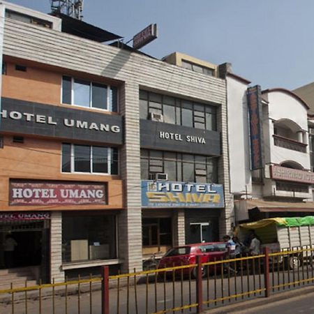 Hotel Umang Lucknow Exteriör bild